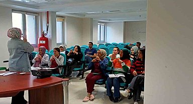 Karaman / Ermenek'te hastane personeline işaret dili eğitimi verildi