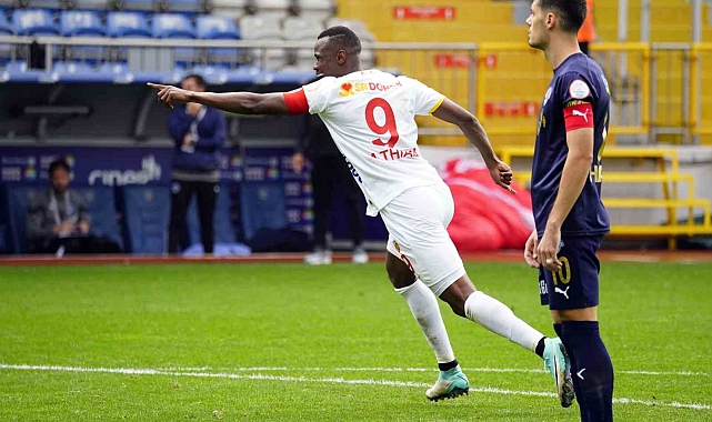 Mame Baba Thiam gollerine devam ediyor