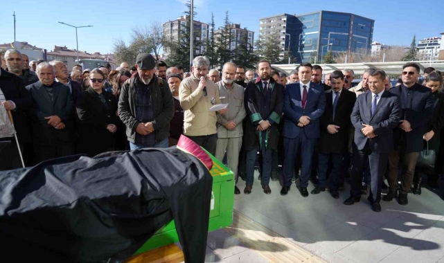 Niğde'de trafik kazasında ölen avukatın cenazesi defnedildi