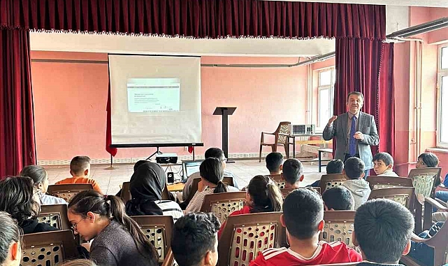 Öğrenciler mikroplastiklere karşı bilgilendirildi