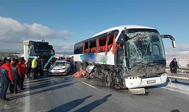 Sivas'ta otobüs kazası: 1 ölü 2 yaralı