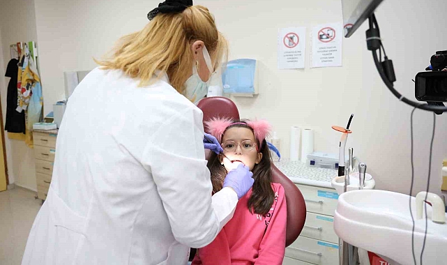 Toplumsal 'Ağız ve Diş Sağlığı' bilinci oluşması için çocuk yaştan itibaren eğitim önem taşıyor