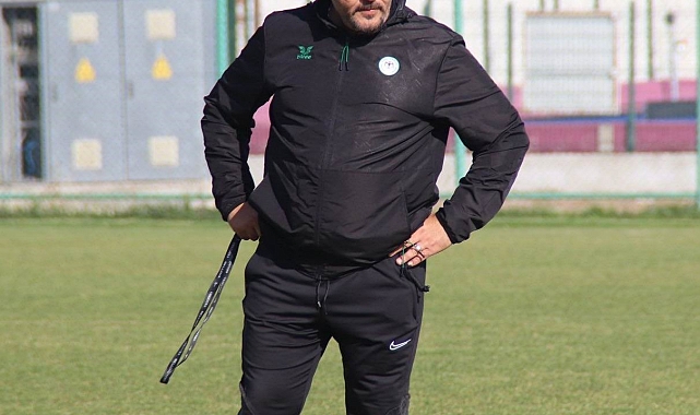 1922 Konyaspor'da teknik direktör Bekir Mehtap istifa etti