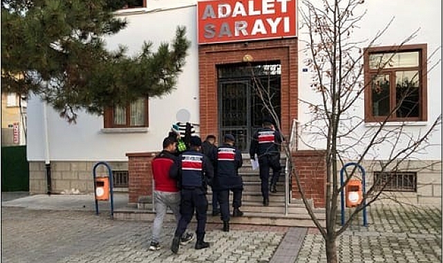 8 ayrı kablo hırsızlığı yapan 2 şüpheli tutuklandı