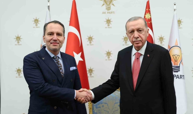 Cumhurbaşkanı Erdoğan, Yeniden Refah Partisi Genel Başkanı Erbakan'ı kabul etti