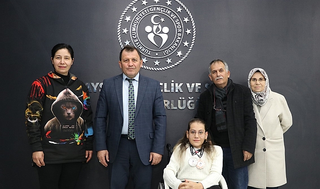İki madalya ile döndü, Kabacı'yı ziyaret etti