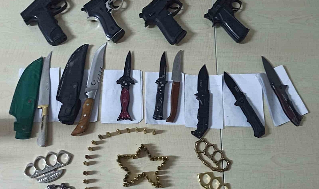 Karaman'da 5 ayda aranan 133 kişi tutuklandı, 244 silah ve 657 bıçak ele geçirildi