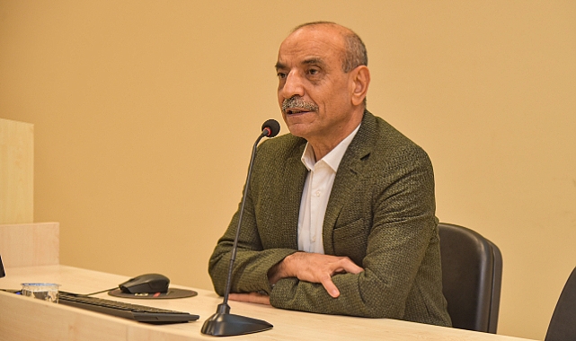 KMÜ'de 'Mevlana'nın Dilden Gönüle Ulaşma Biçimi' anlatıldı