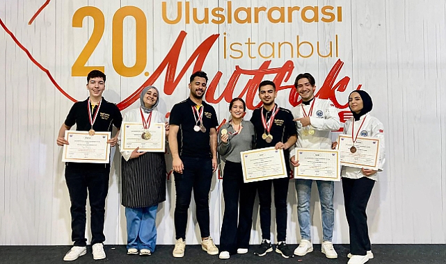 KMÜ öğrencileri madalyaları topladılar