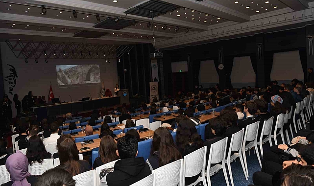 Misafir öğrencilere Kayseri tanıtıldı