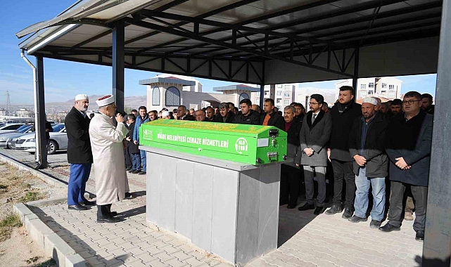 Niğde Gazozu Fabrikası'nda kimyasal maddeden zehirlenen işçi toprağa verildi