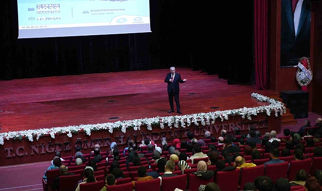 Prof. Dr. Aydın: "Beyin, sonsuz kapasiteye sahip bir bilgisayar niteliği taşıyor"