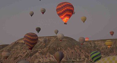615 bin kişi Kapadokya'yı kuş bakışı izledi