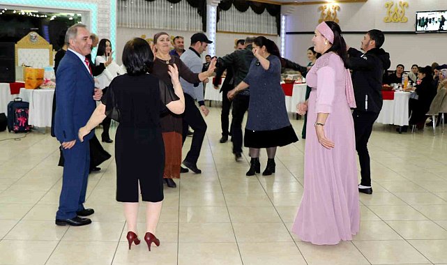 Ahıska Türkleri 'toy' geleneklerini Erzincan'da sürdürüyor