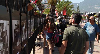 Alanya'nın 10 bin fotoğraflık tarihi arşivi