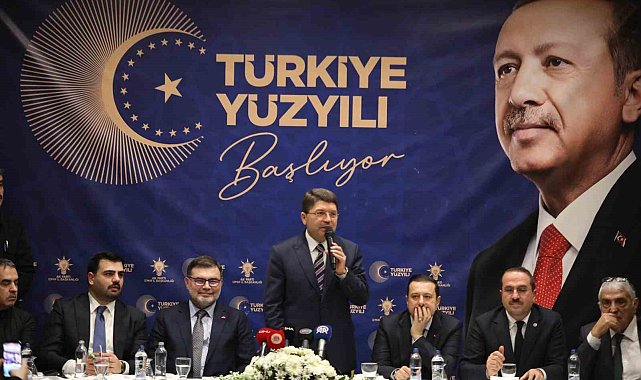 Bakan Tunç: "İzmir AK belediyecilik için hazır, İzmirlilerle beraber başaracağımıza yürekten inanıyorum"