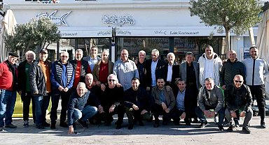 Başkan Ömer Günel efsane futbolcularla bir araya geldi