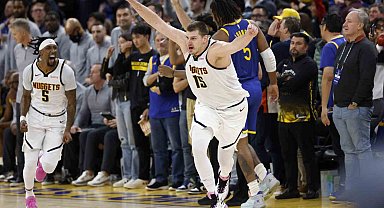 Denver, Nikola Jokic'in son saniye basketiyle kazandı