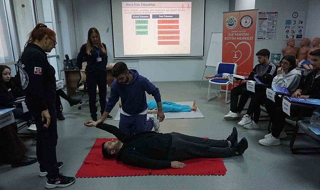 Edirne'de temel ilk yardım eğitimlerine talep her geçen gün artıyor