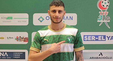 Efeler, ara transferde hız kesmiyor