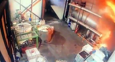 Fabrikadaki yağ kazanı bomba gibi patladı