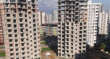 File takmaya çalışan inşaat işçisi 15. kattan düşerek öldü