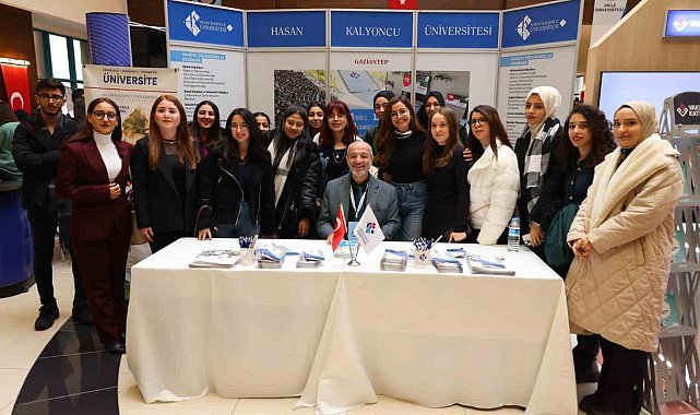 GÜDKAF'24 Kariyer Fuarı'nda HKÜ rüzgarı