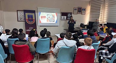 Jandarmadan "siber suç farkındalık" eğitimi