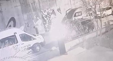 Kadıköy'de öğrenci taşıyan okul servisinin kaçırılma anı kamerada
