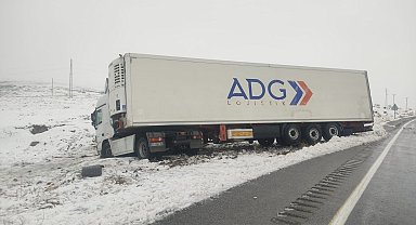 Kar yağışı kazayı beraberinde getirdi