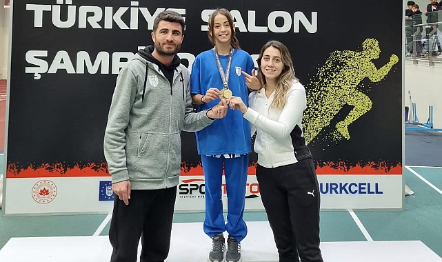 Karaman atletizm takımı Bursa'da  madalyalarla döndü