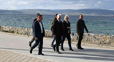 Lapseki'de altyapı ve çevre düzenlemeleri hız kesmeden sürüyor