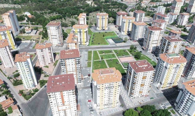 Melikgazi'de 66 blok 2 bin 517 dairenin yapım süreçleri devam ediyor