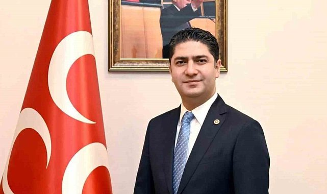 MHP'li Özdemir'den gazetecilere yeşil pasaport teklifi