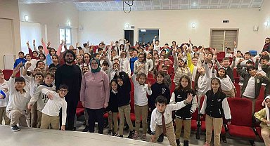 Miniklere sokak hayvanları hakkında bilgi