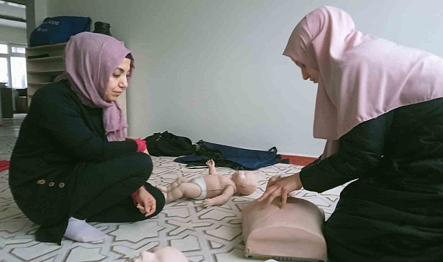 Müftülük personellerine temel ilk yardım eğitimi verildi