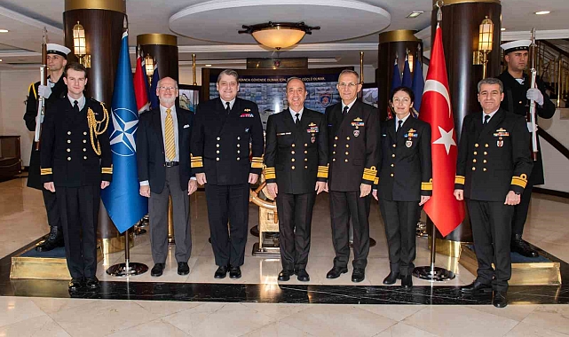 NATO MARCOM Komutanı Utley, Deniz Kuvvetleri Komutanlığını ziyaret etti