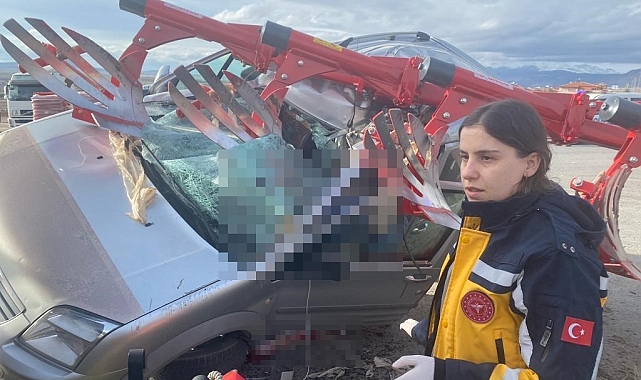 Niğde'de feci kaza: Polis memuru hayatını kaybetti