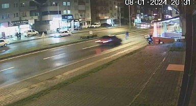 Ölümlü kaza güvenlik kamerasına yansıdı
