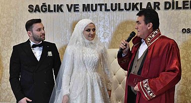 Osmangazi'de 1 yılda 6 bin 800 çift dünya evine girdi