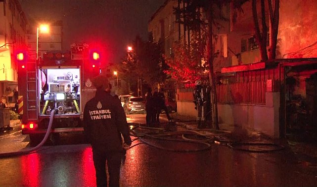 Pendik'te doğal gaz borusu patladı, çıkan alevler nedeniyle iki katlı bina tahliye edildi