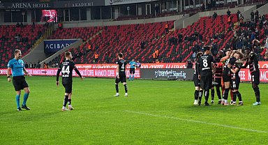Trendyol Süper Lig: Gaziantep FK: 2 - Pendikspor: 2
