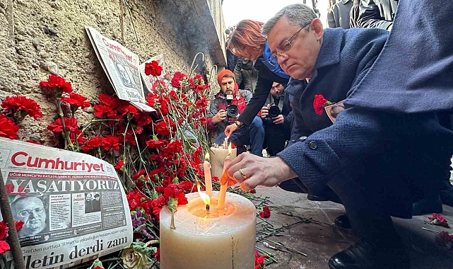 Uğur Mumcu ölümünün 31'inci yılında suikasta uğradığı sokakta anıldı