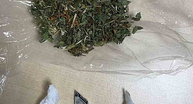 Yoklama kaçağı şahıs uyuşturucuyla yakalandı