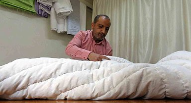 Yozgat'ta 41 yıldır yorgancılık mesleğini ayakta tutabilmek için çalışıyor