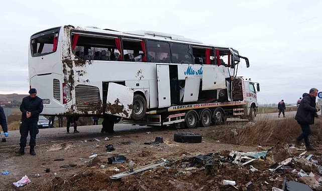 Yozgat'ta otobüs kazası: 1 ölü, 18 yaralı