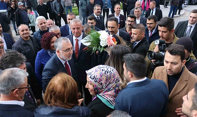 Bakan Işıkhan'dan emeklilere indirim müjdesi