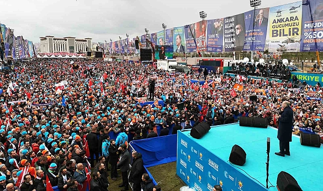 Cumhurbaşkanı Erdoğan: "Ankara'yı başkentlik sıfatına uygun hizmet veremeyenlerden kurtarmanın vakti çoktan gelmiştir"