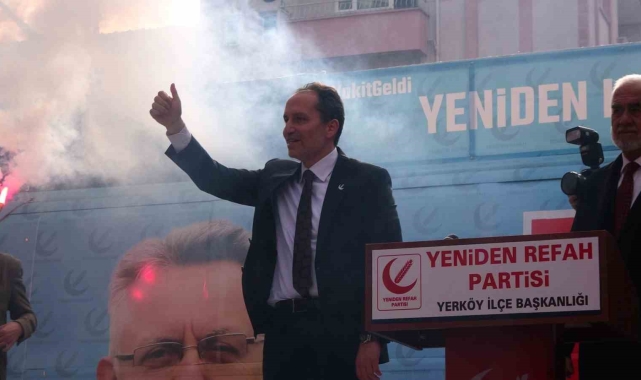 Erbakan: "Partimiz Türkiye'nin en hızlı büyüyen ve 31 Mart seçimlerinde sandıkları patlatacak siyasi partisidir"