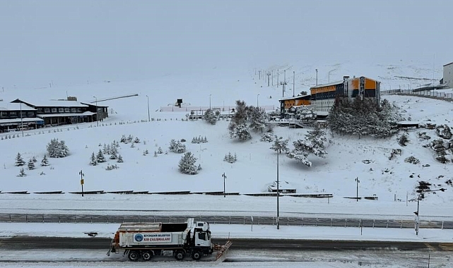 Erciyes'te hem kar hem sis etkili oldu
